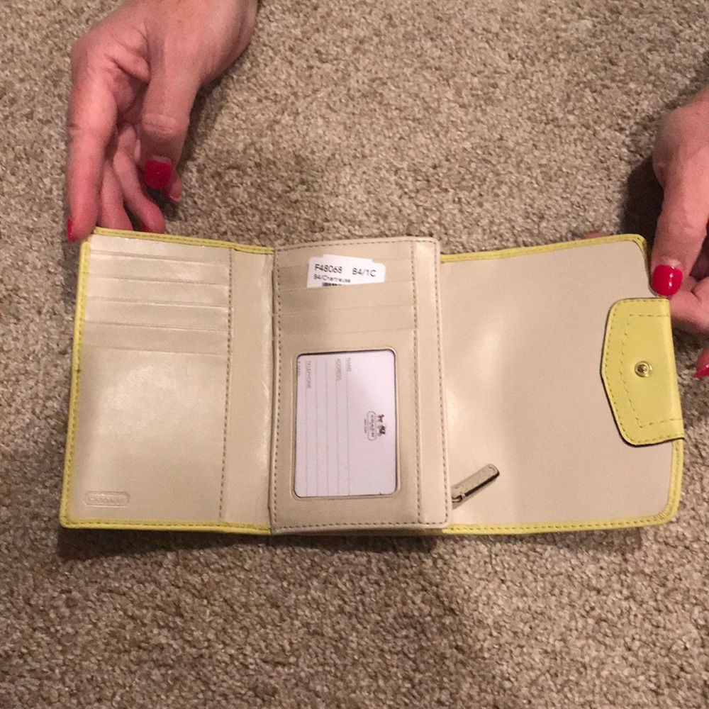 Authentic Coach Wallet - Picture 3 of 4